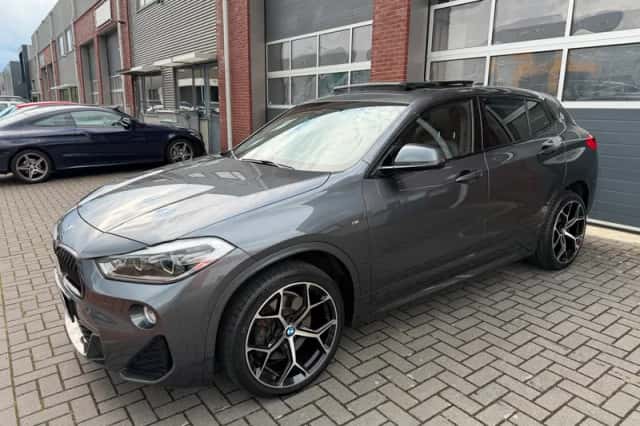 BMW X2 (2018) thumbnail 1