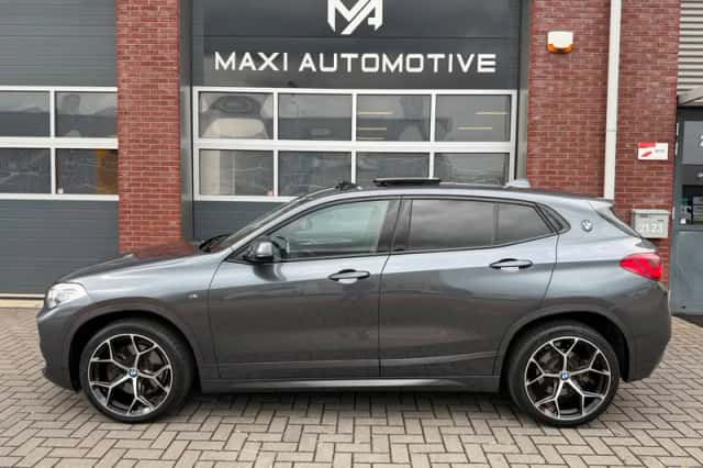 BMW X2 (2018) thumbnail 4