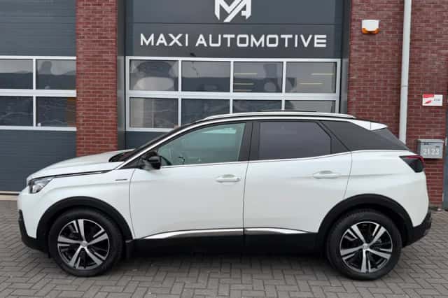 Peugeot 3008 (2017) thumbnail 2