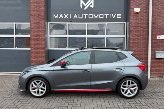 SEAT Ibiza (2018) thumbnail 4