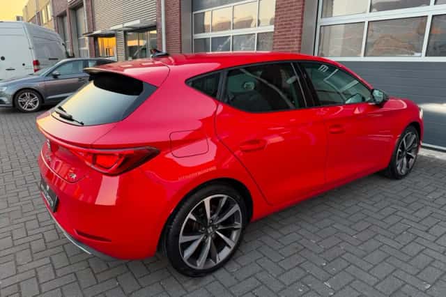 SEAT Leon (2022) thumbnail 5