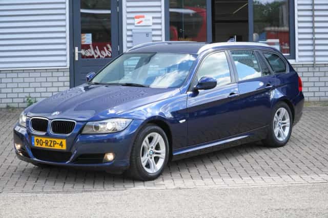 BMW 3-Serie (2011) thumbnail 3