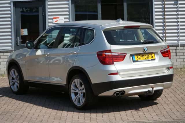 BMW X3 (2011) thumbnail 5