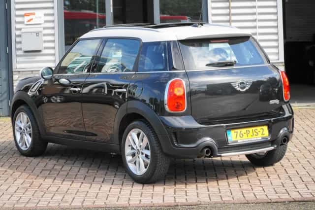 MINI Countryman (2011) thumbnail 5