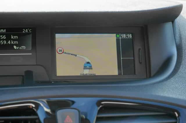 Renault Grand Scénic (2013) thumbnail 6