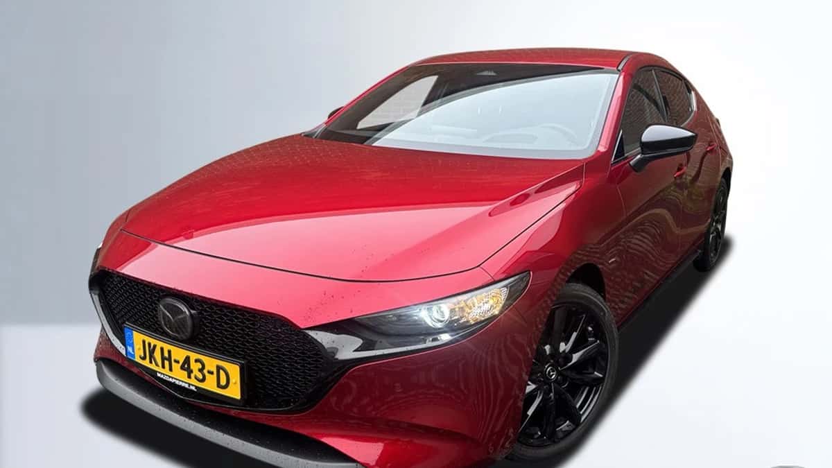 Mazda 3 (2025) — foto 1