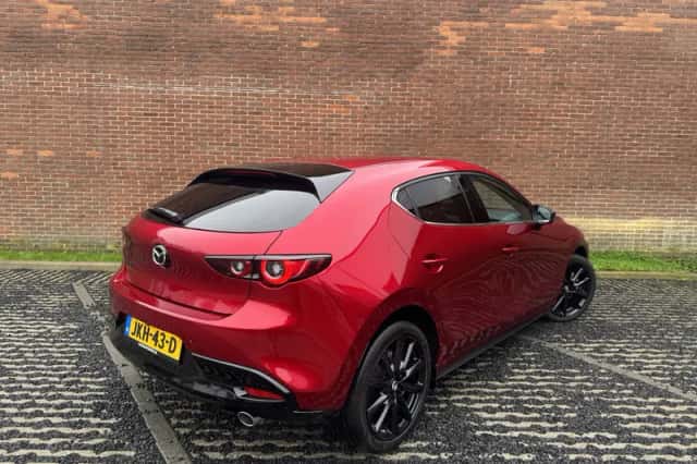 Mazda 3 (2025) thumbnail 2