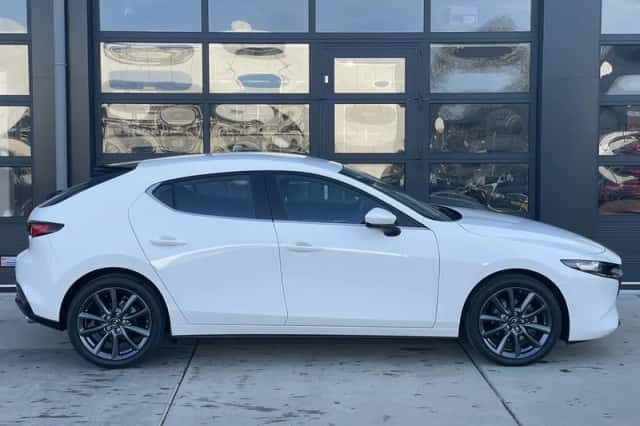 Mazda 3 (2026) thumbnail 6