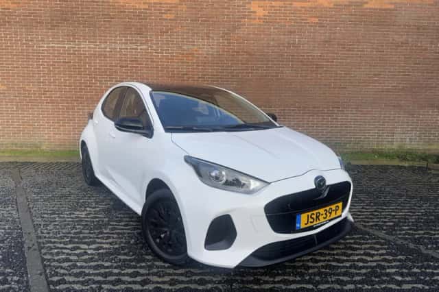 Mazda 2 (2026) thumbnail 2