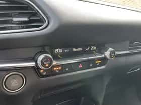 Mazda CX-30 (2023) thumbnail 21