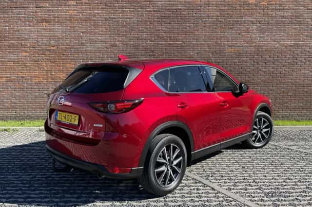 Mazda CX-5 (2018) thumbnail 2