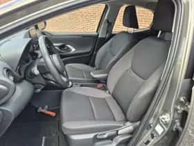 Mazda 2 (2023) thumbnail 10