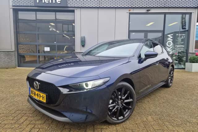 Mazda 3 (2025) thumbnail 2