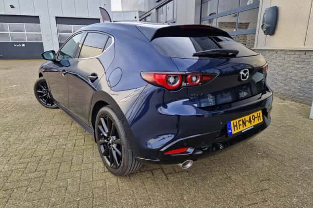 Mazda 3 (2025) thumbnail 3