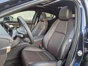 Mazda 3 (2025) thumbnail 9