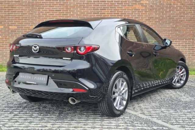 Mazda 3 (2023) thumbnail 2