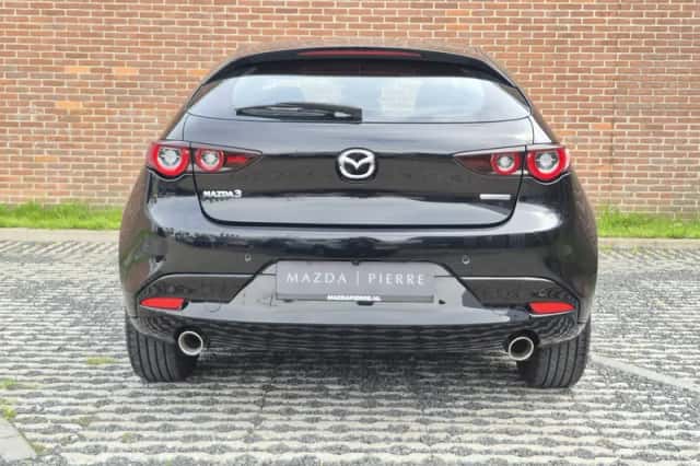 Mazda 3 (2023) thumbnail 5