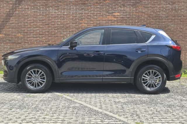 Mazda CX-5 (2017) thumbnail 2