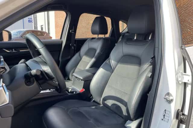 Mazda CX-5 (2023) thumbnail 5