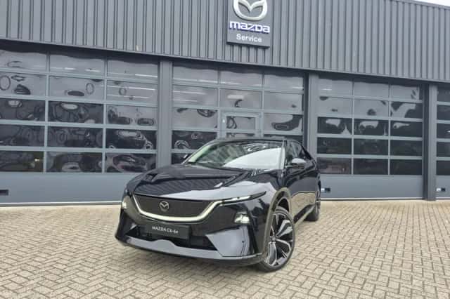 Mazda CX-6e (2026) thumbnail 2