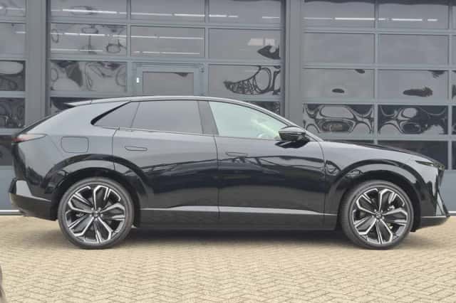 Mazda CX-6e (2026) thumbnail 4