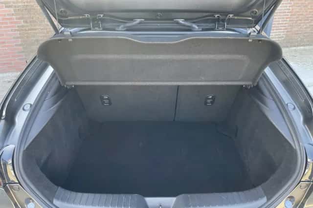 Mazda 3 (2023) thumbnail 5