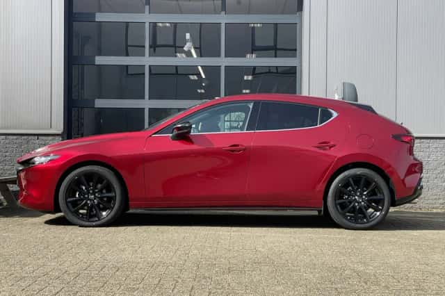 Mazda 3 (2026) thumbnail 2