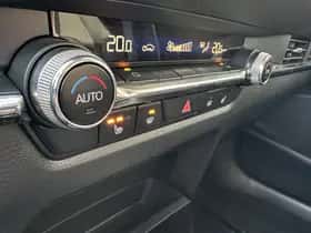 Mazda CX-30 (2023) thumbnail 11