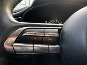 Mazda CX-30 (2023) thumbnail 16