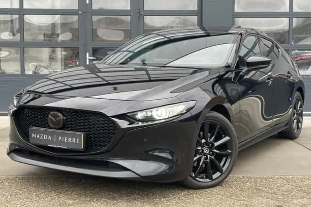 Mazda 3 (2024) thumbnail 2