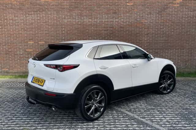 Mazda CX-30 (2023) thumbnail 2