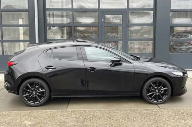 Mazda 3 (2025) thumbnail 5