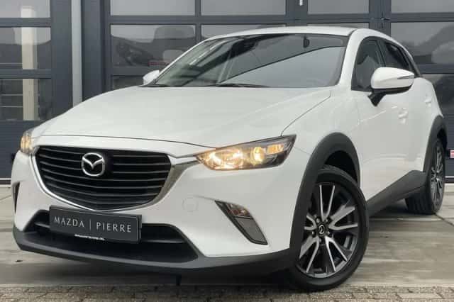 Mazda CX-3 (2016) thumbnail 2