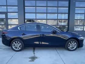 Mazda 3 (2022) thumbnail 3