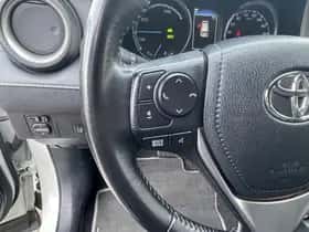 Toyota RAV4 (2017) thumbnail 24