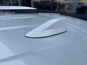 Toyota RAV4 (2017) thumbnail 28
