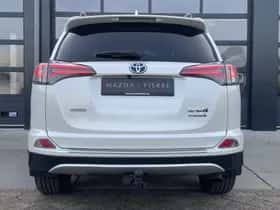 Toyota RAV4 (2017) thumbnail 9