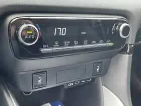 Mazda 2 (2025) thumbnail 8