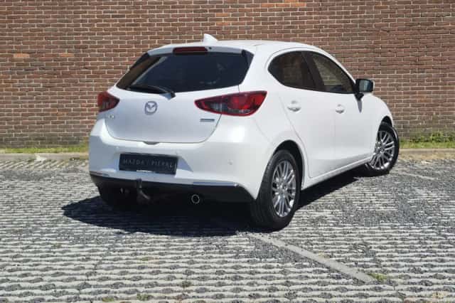 Mazda 2 (2020) thumbnail 2