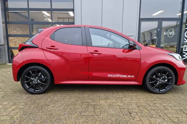 Mazda 2 Hybrid (2025) thumbnail 4