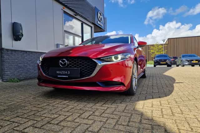 Mazda 3 (2025) thumbnail 4