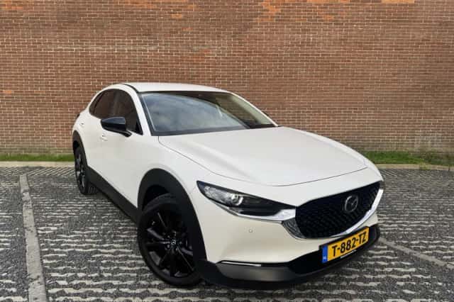Mazda CX-30 (2023) thumbnail 2