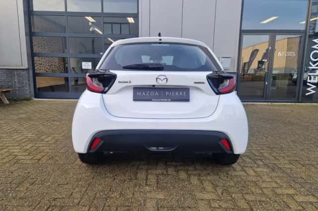 Mazda 2 Hybrid (2026) thumbnail 5