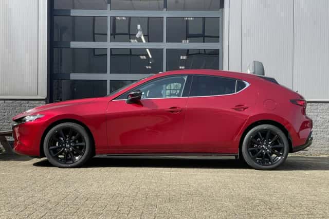 Mazda 3 (2026) thumbnail 2