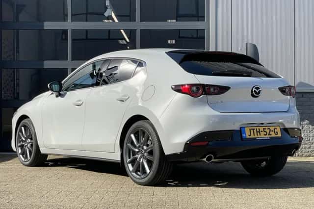 Mazda 3 (2026) thumbnail 3