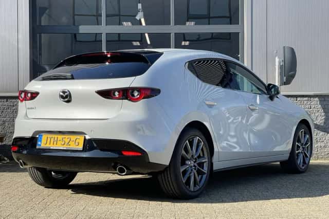 Mazda 3 (2026) thumbnail 4