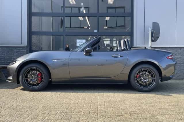 Mazda MX-5 (2026) thumbnail 2
