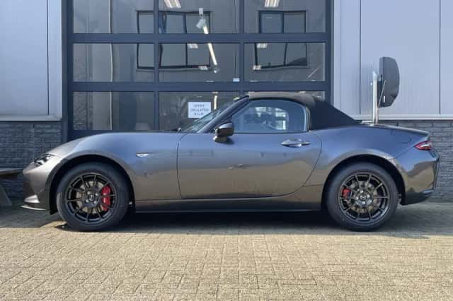 Mazda MX-5 (2026) thumbnail 3