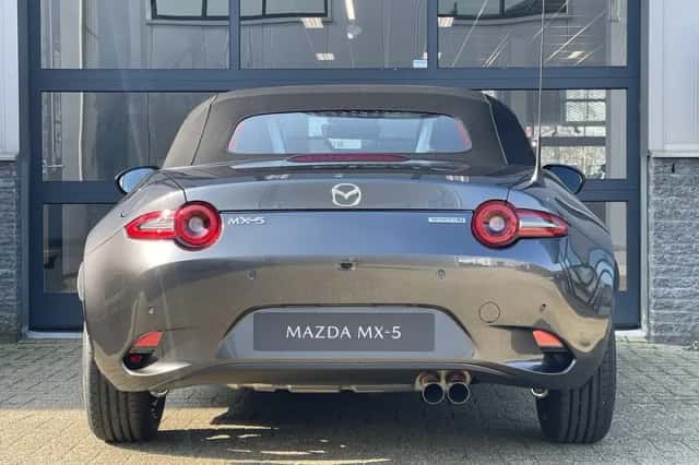 Mazda MX-5 (2026) thumbnail 6