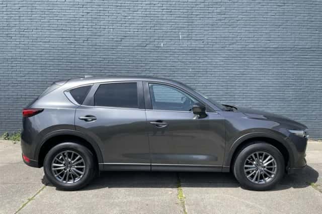 Mazda CX-5 (2018) thumbnail 4